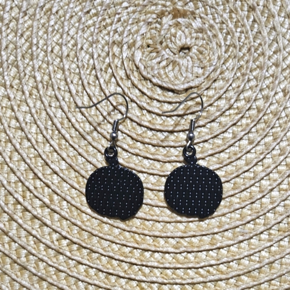 NEW! Handmade Nightmare Before Christmas Earrings - Picture 7 of 7